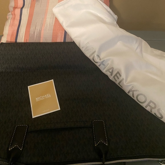 Sold!!! - Picture 5 of 10